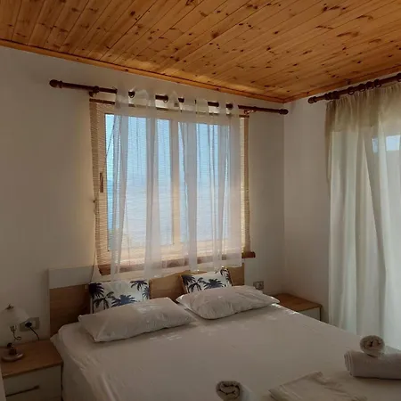 Antonio בית הארחה 3*