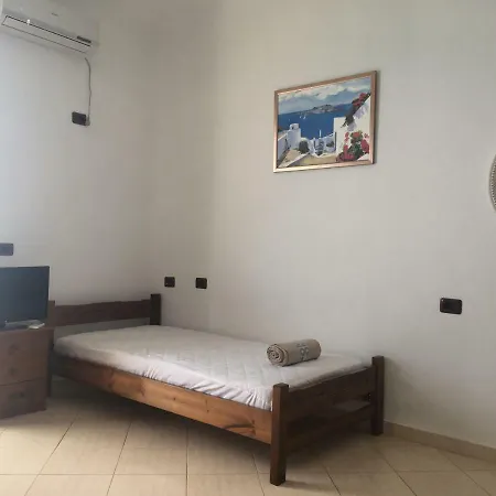 Antonio Guest house Qeparo