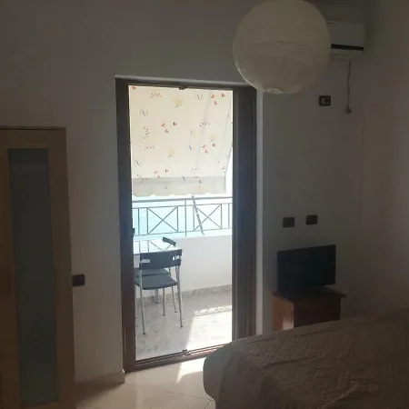 Antonio Guest house Qeparo