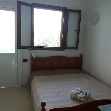 Antonio Guest house Qeparo